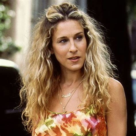 carrie bradshaw season 6 hair|carrie bradshaw curly hair.